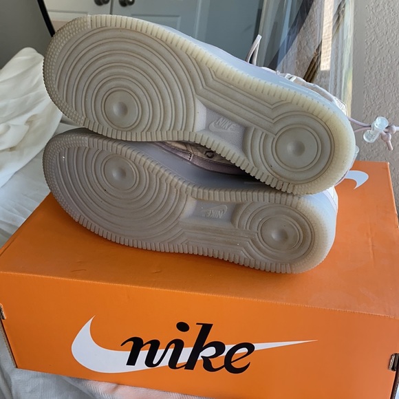 NIKE AF1 1982 Air Force 1 High Top Sneaker - Picture 8 of 9